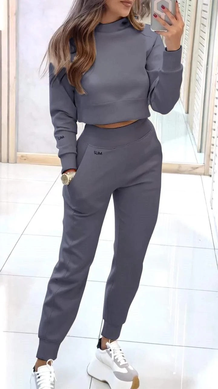 Ensemble de sport haut court et pantalon slim avec poches pour femme