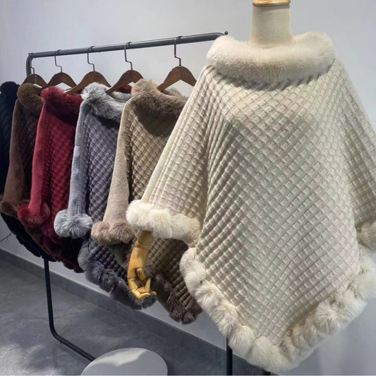 Poncho avec garniture en fourriure