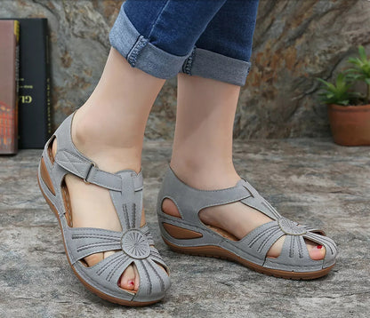 Sandales compensées à bout rond Classy