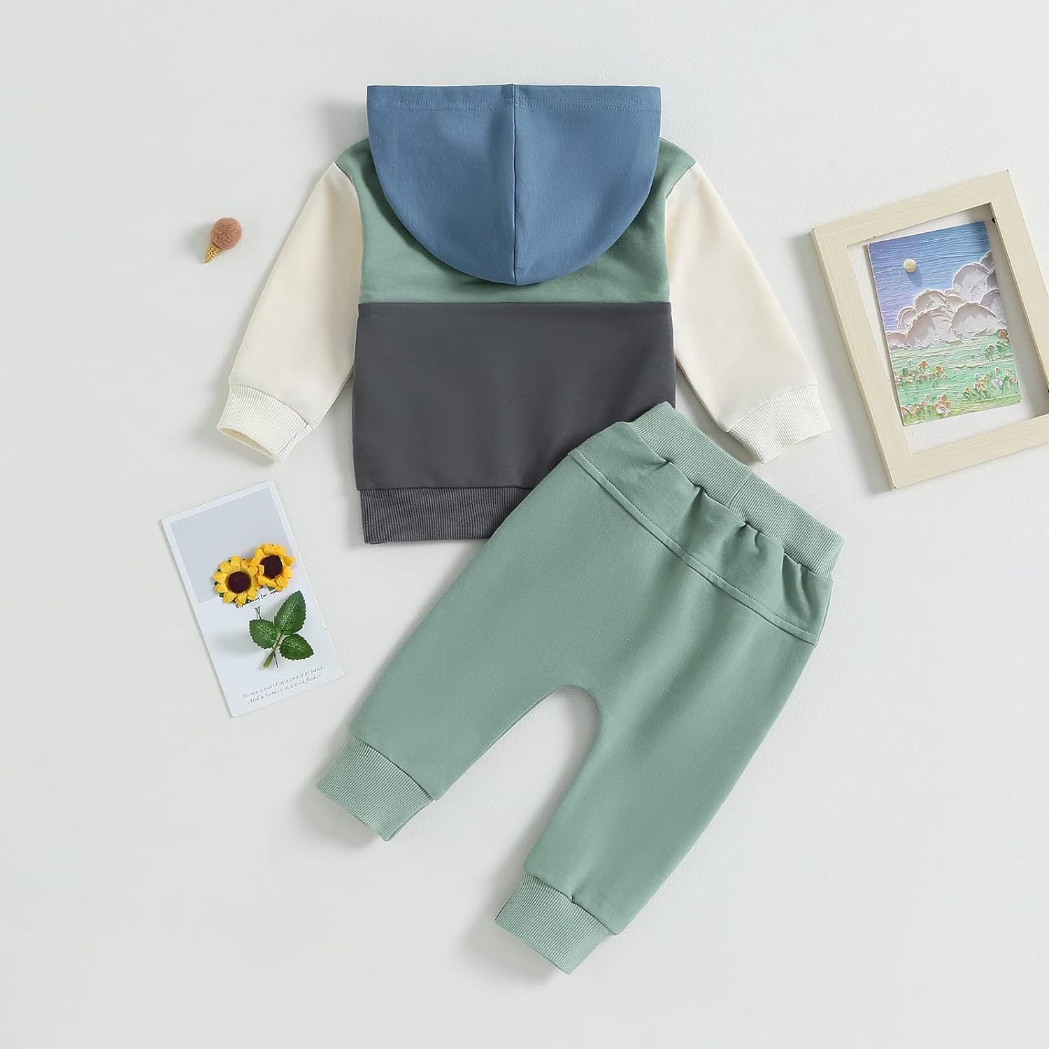 Ensemble de survêtement bébé à capuche