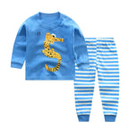 Ensemble jogging et haut pour enfant