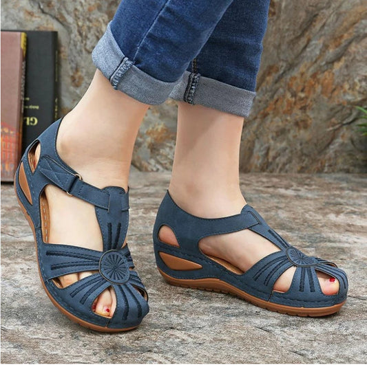 Sandales compensées à bout rond Classy