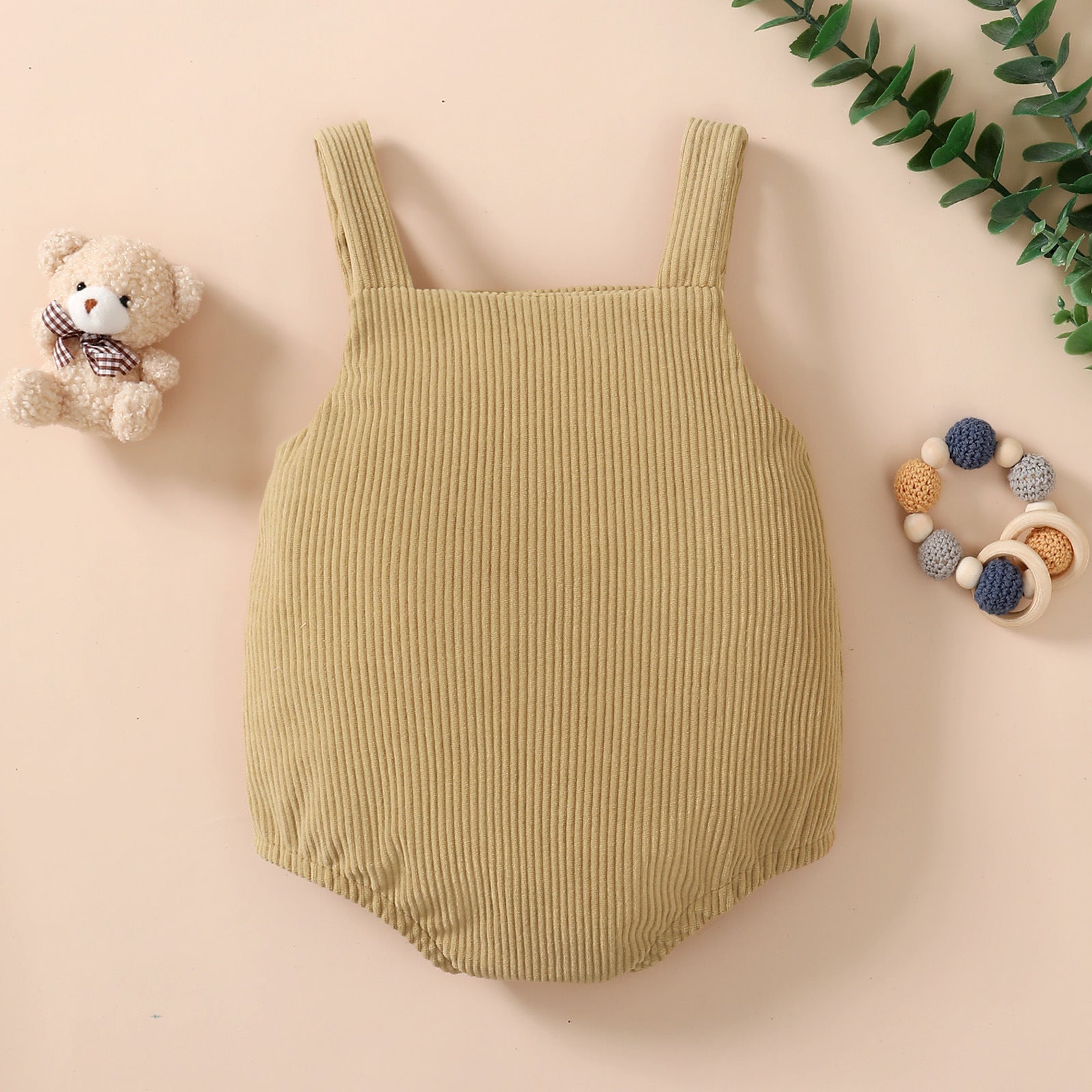 Barboteuse à bretelles motif ourson