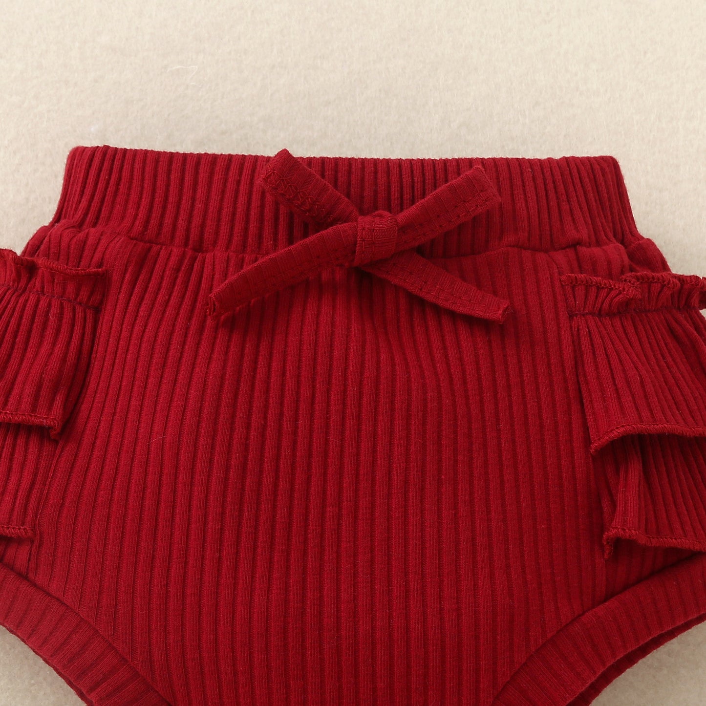Ensemble short et haut à manches volantées bébé fille