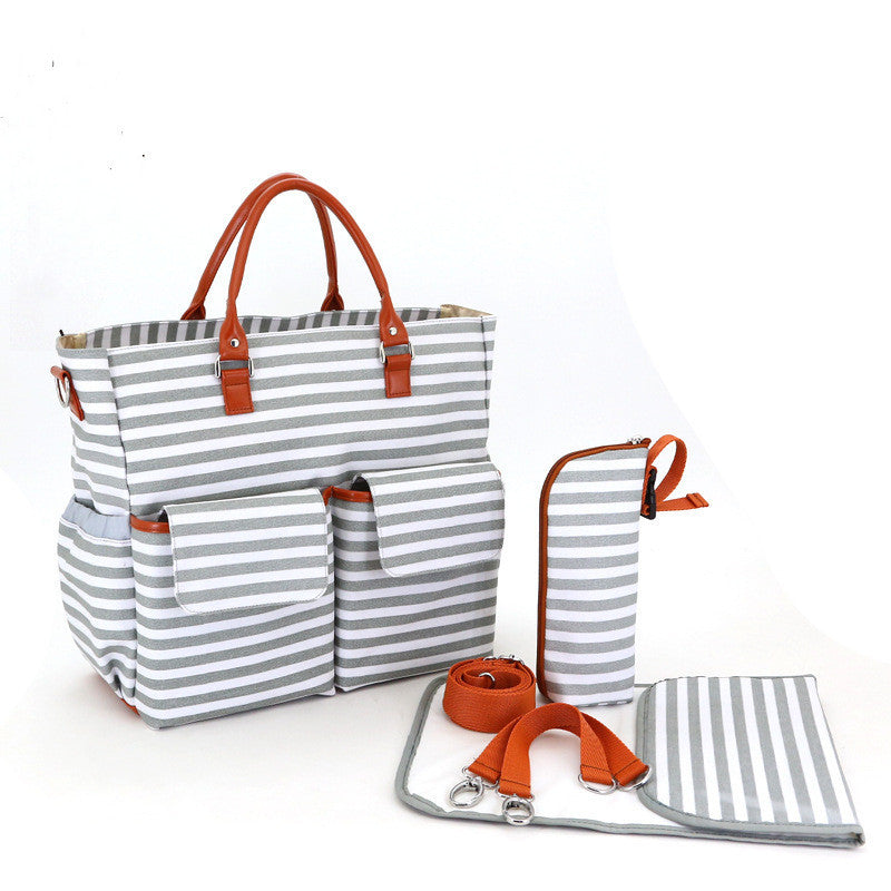 Sac à langer rayé avec accessoires