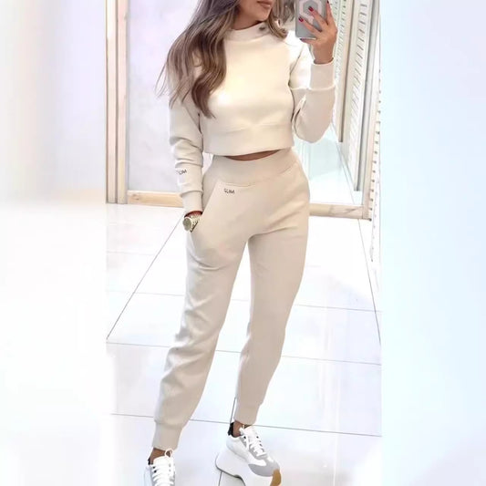 Ensemble de sport haut court et pantalon slim avec poches pour femme