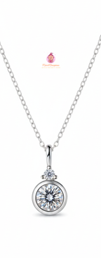 Collier avec pendentif solitaire – Élégance Pure