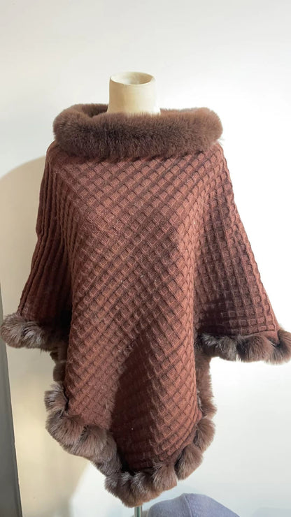 Poncho avec garniture en fourriure