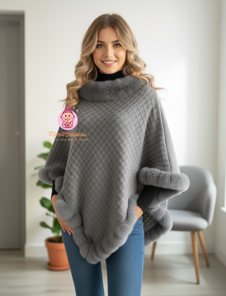 Poncho cape tricotée avec garniture en fausse fourrure