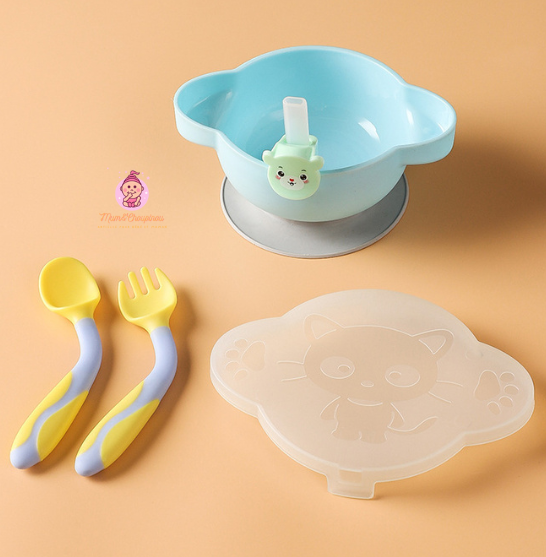 Ensemble bol à ventouse et couverts