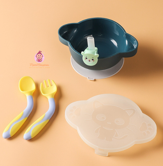 Ensemble bol à ventouse et couverts